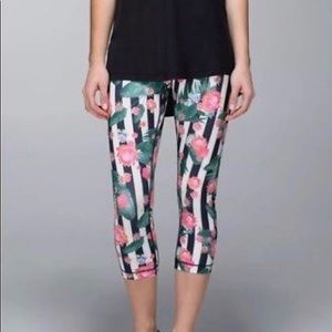 Lululemon Wunder Under Palm Play Crop